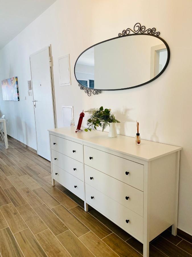 Apartment Tilda Τρογκίρ Εξωτερικό φωτογραφία