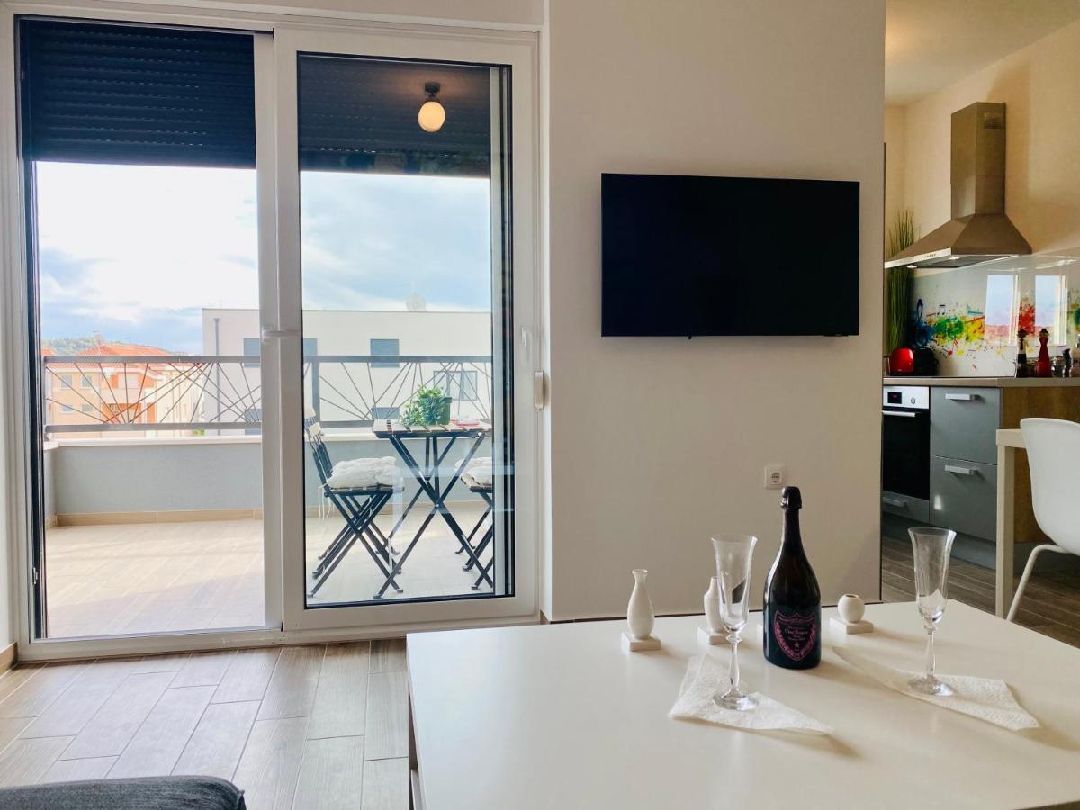 Apartment Tilda Τρογκίρ Εξωτερικό φωτογραφία